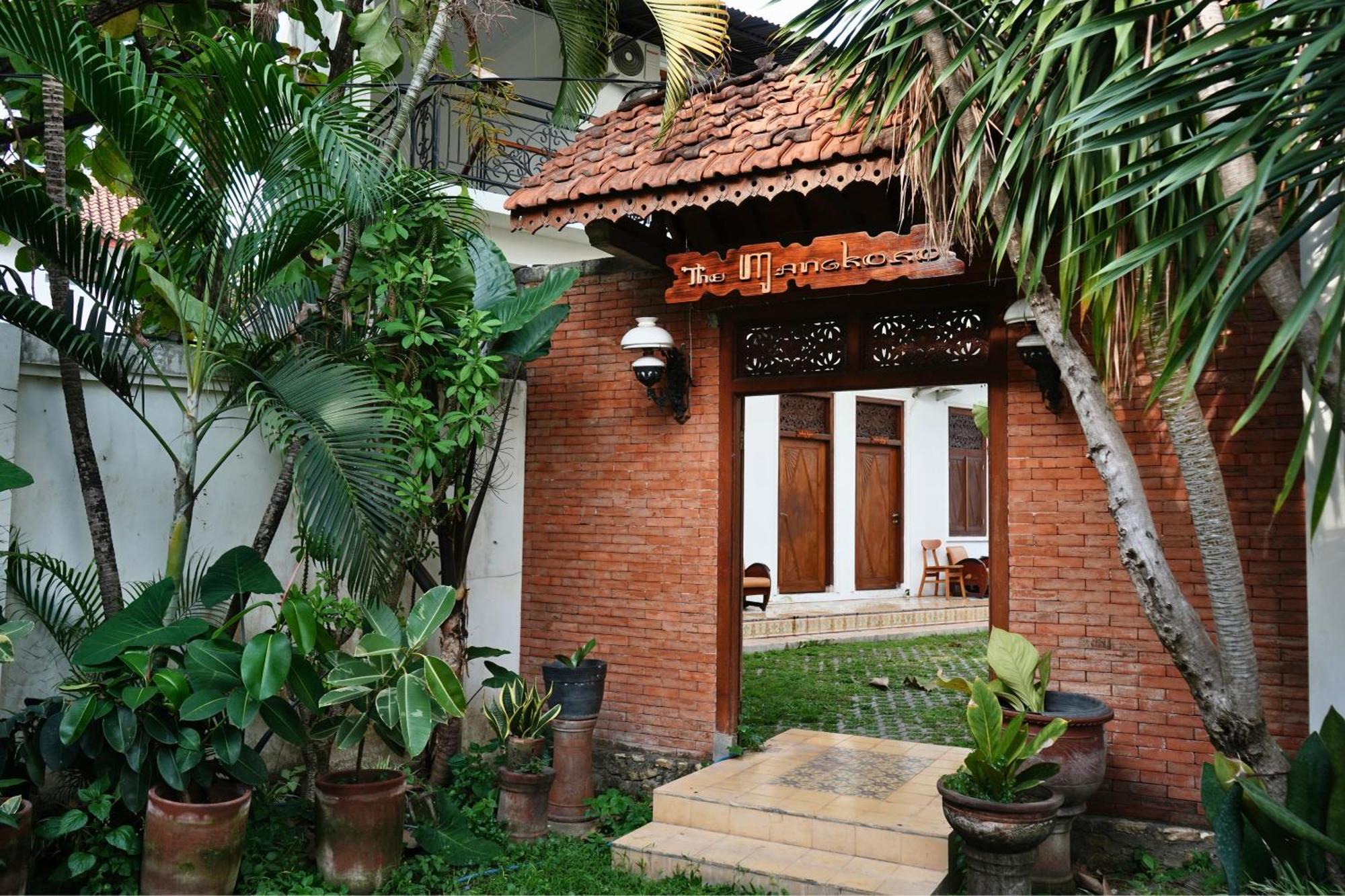 The Mangkoro Hotel By Sinergi Yogyakarta Bagian luar foto